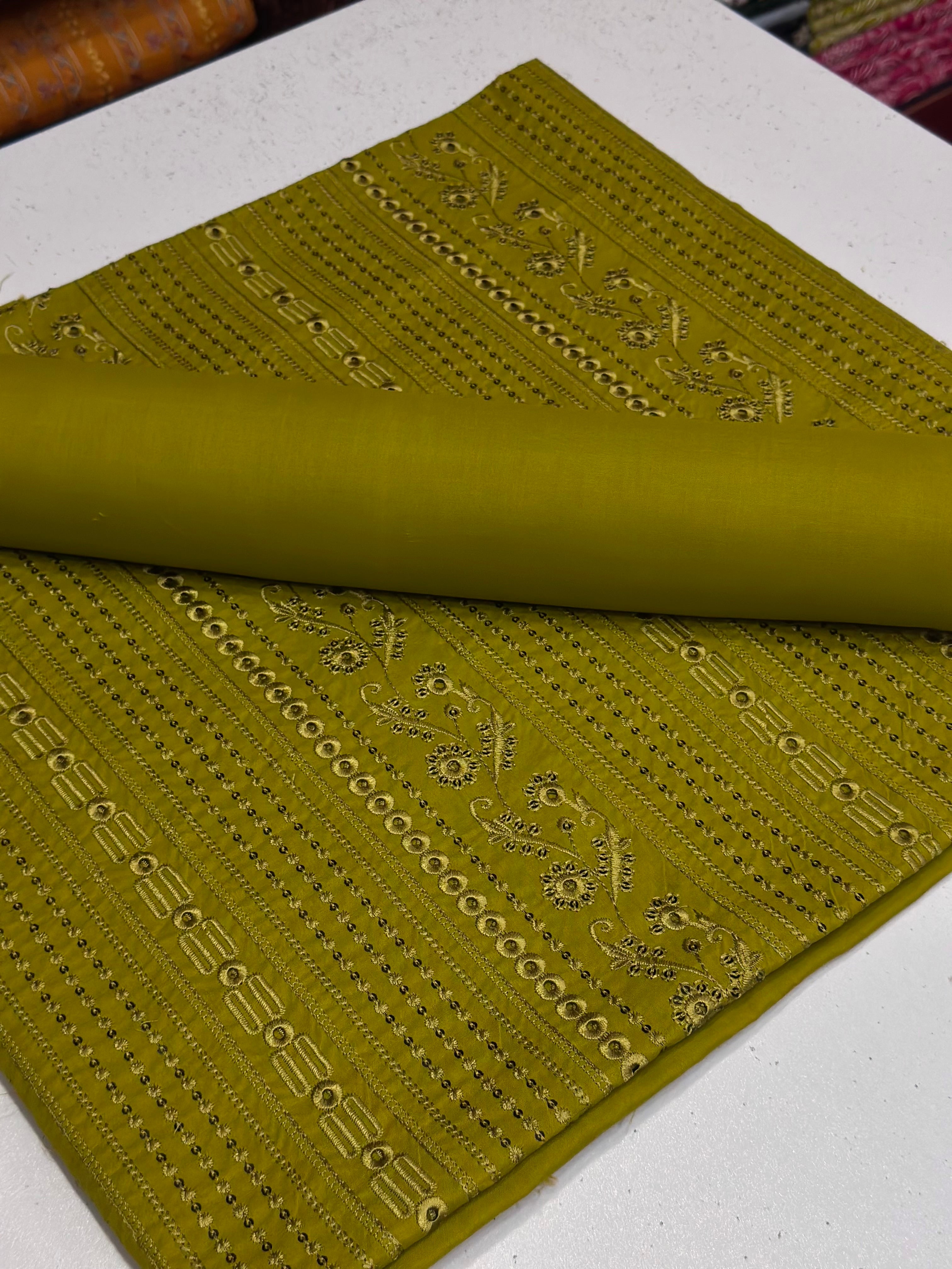 2pc Lawn Embroidery