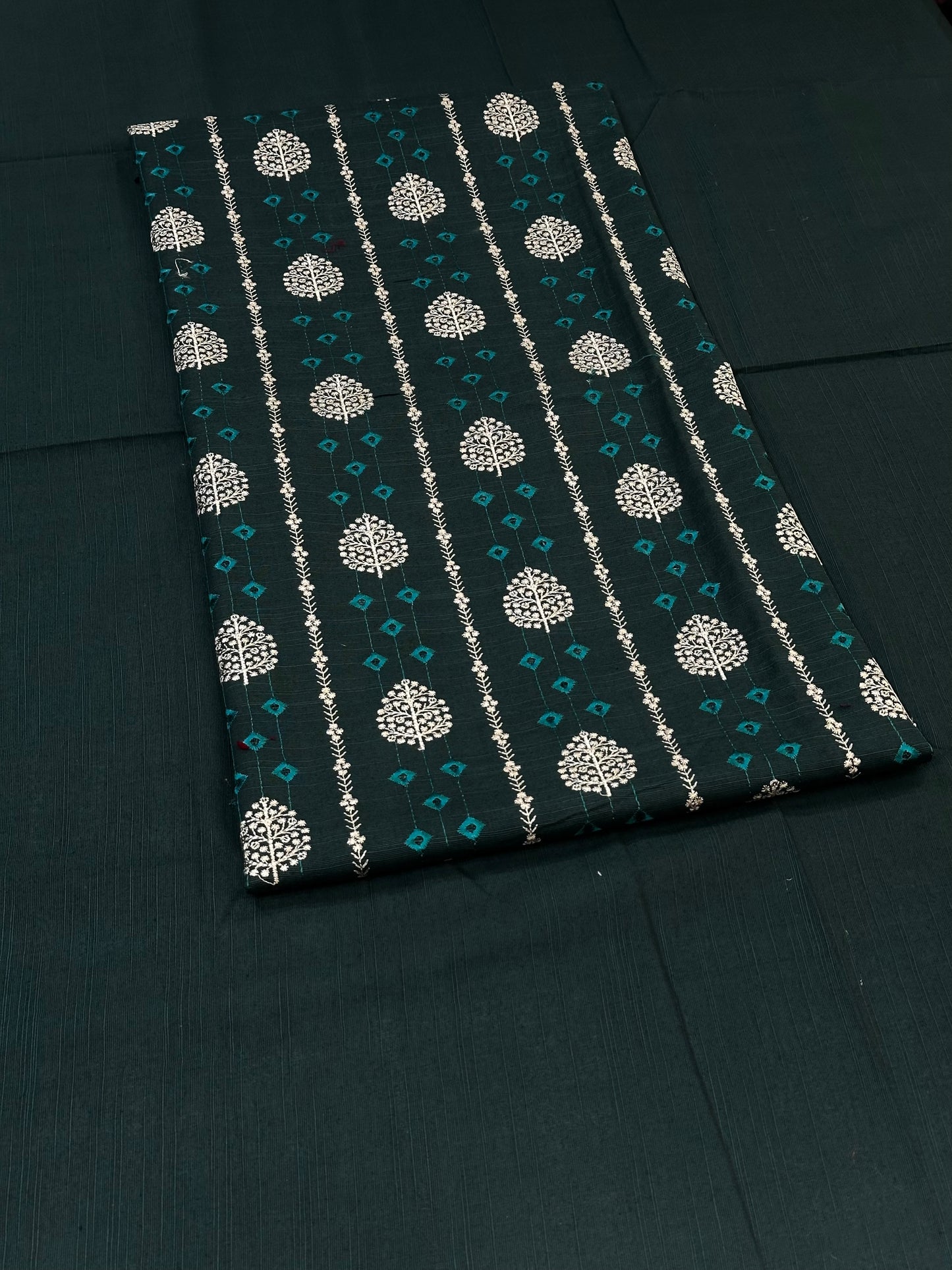 2pc Khaddar Embroidery