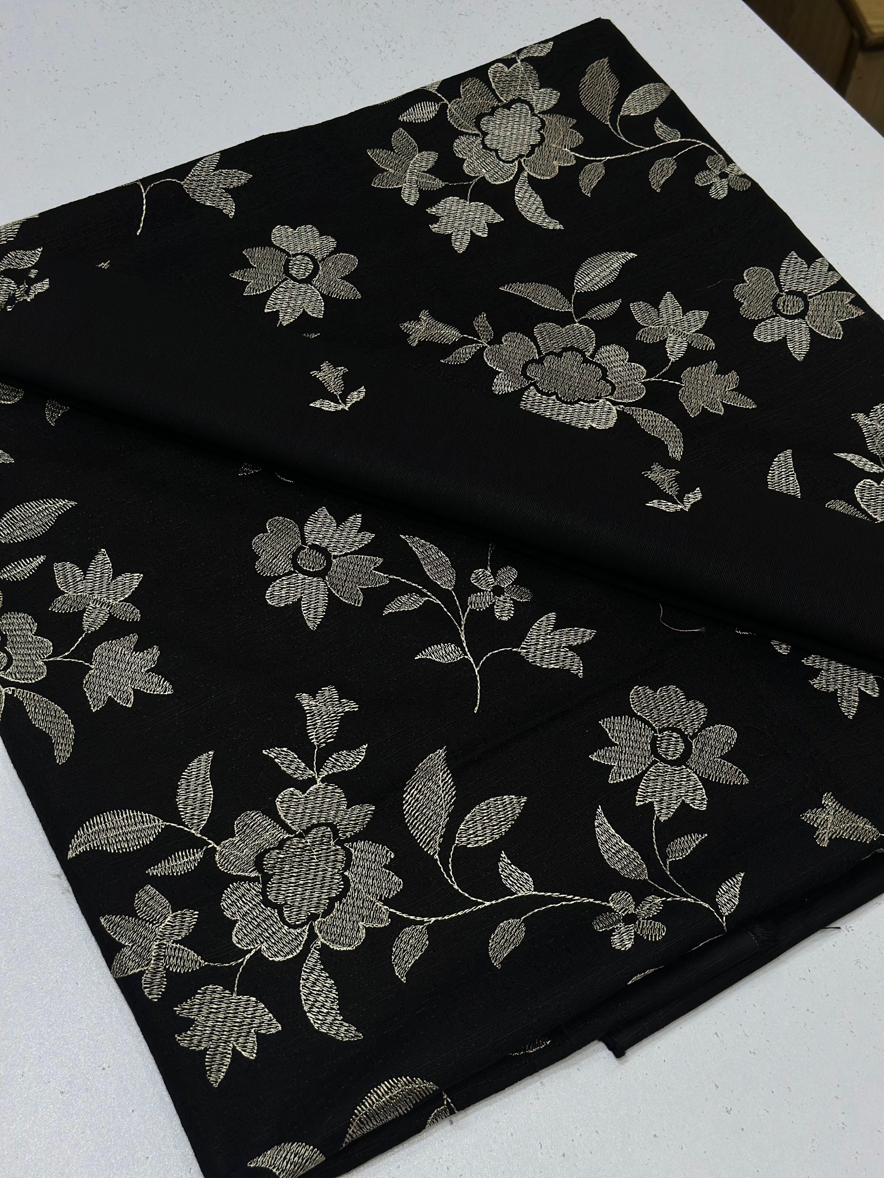 2pc Khaddar Embroidery