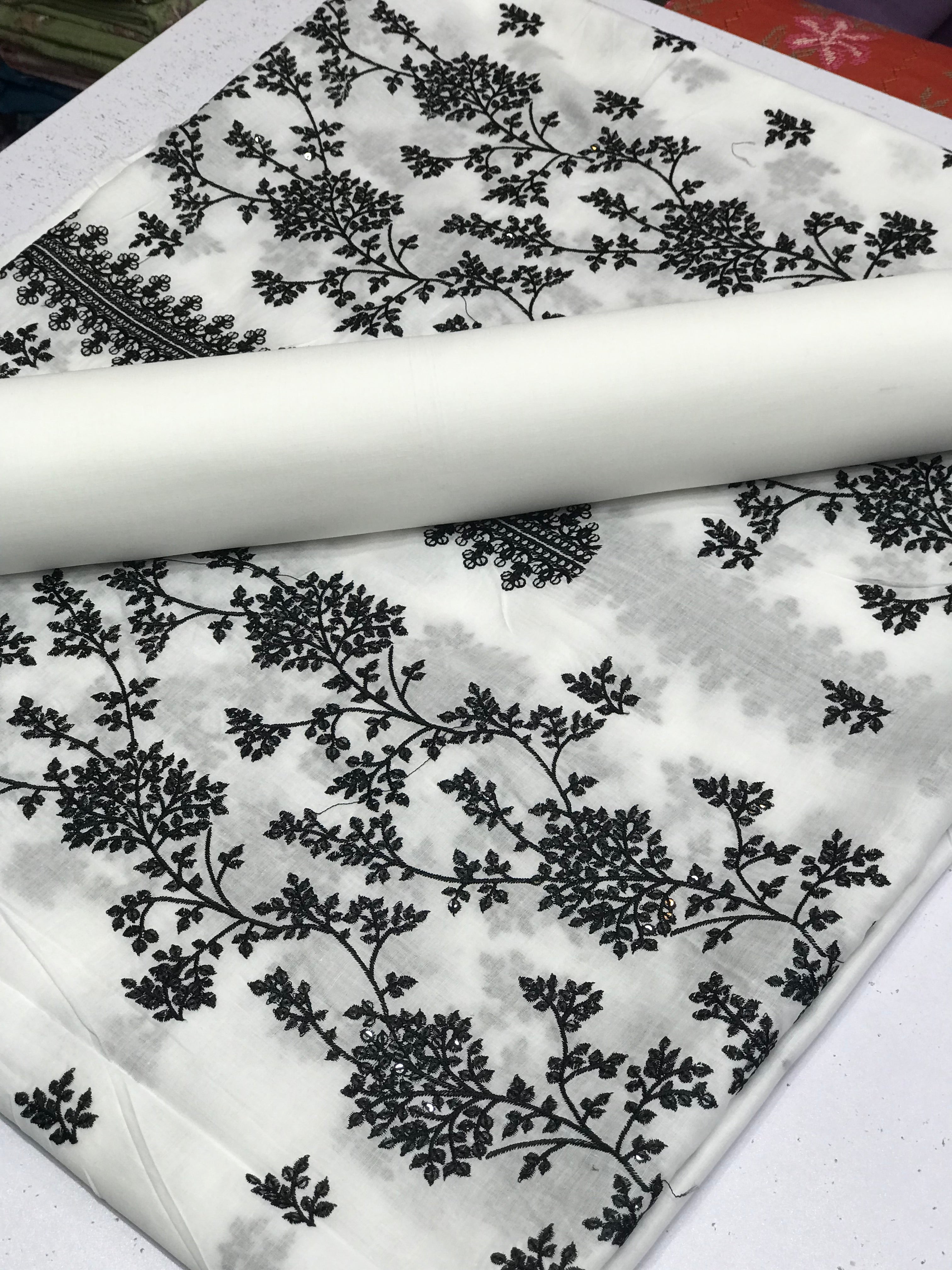 2pc Lawn Embroidery