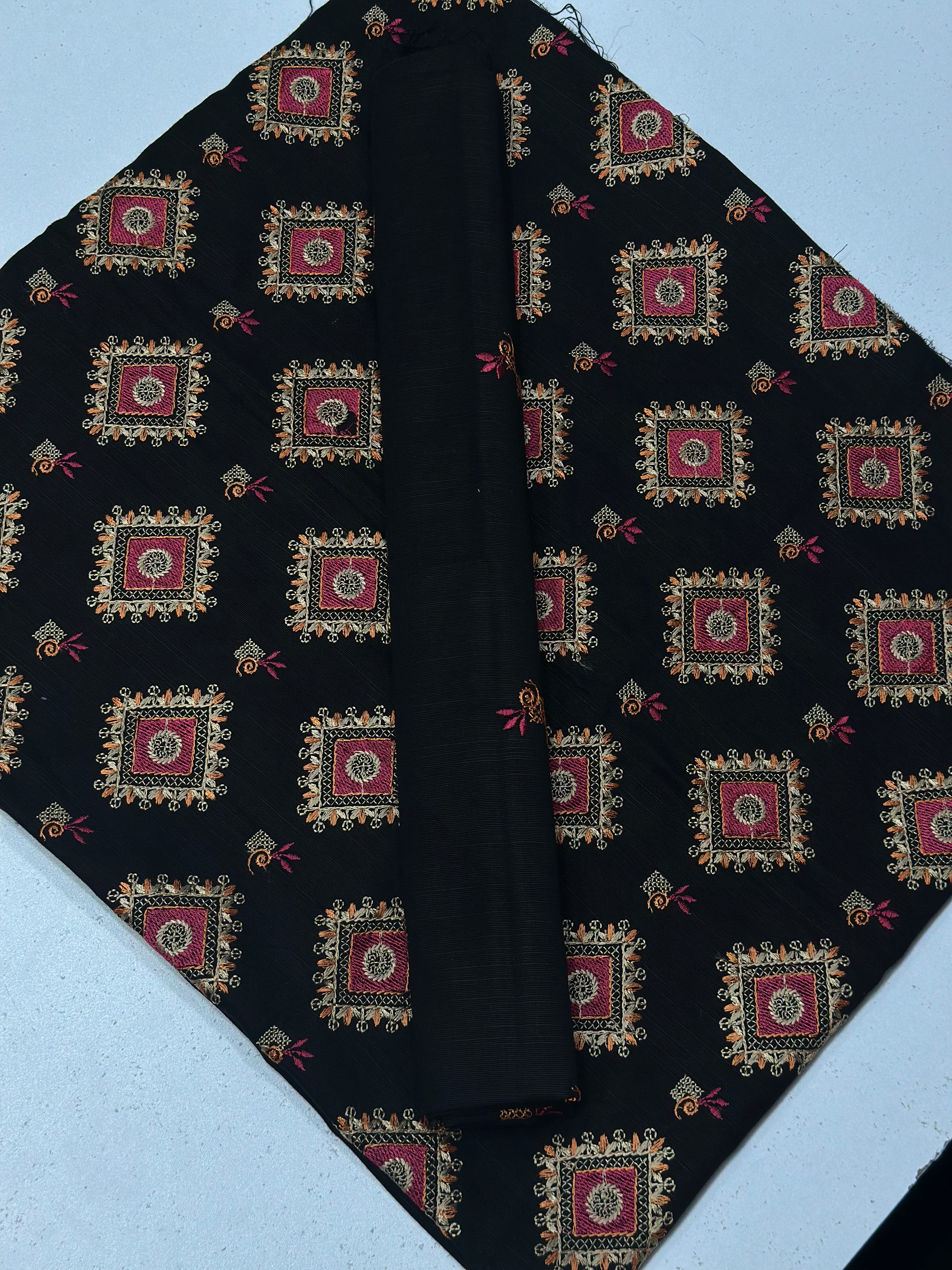 2pc Khaddar Embroidery